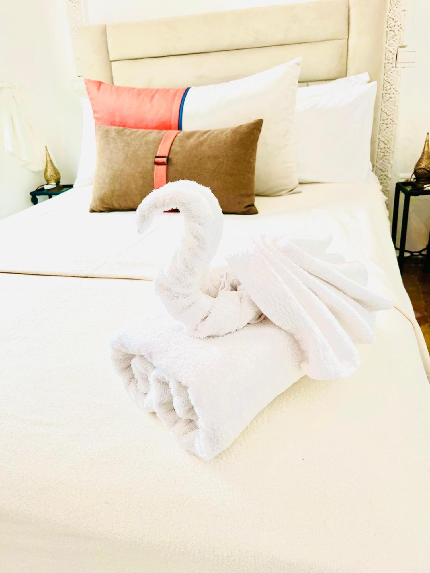 Riad Darna 4 Chambres Avec Piscine Et Petit Dejeuner Маракеш Екстериор снимка