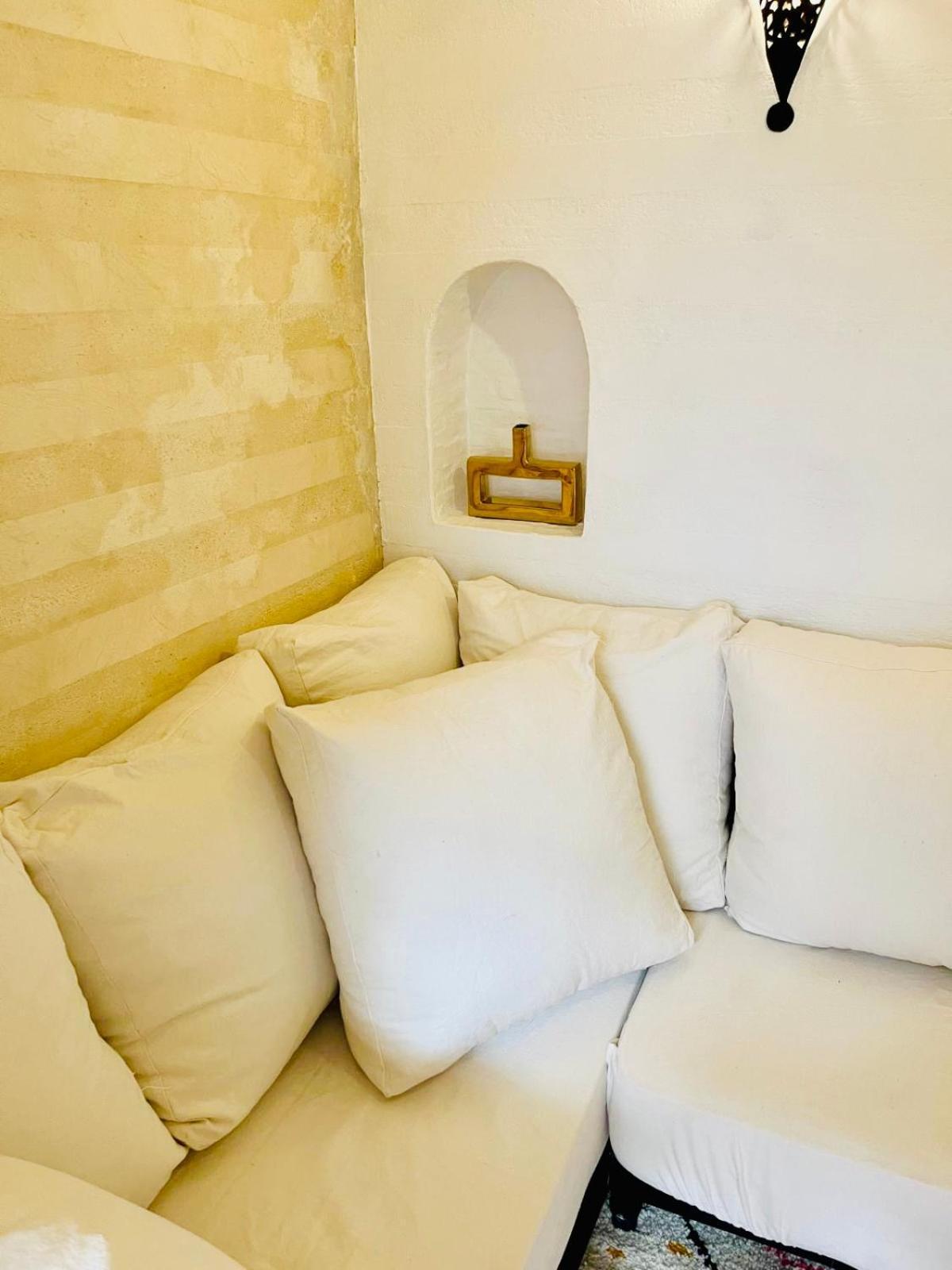 Riad Darna 4 Chambres Avec Piscine Et Petit Dejeuner Маракеш Екстериор снимка