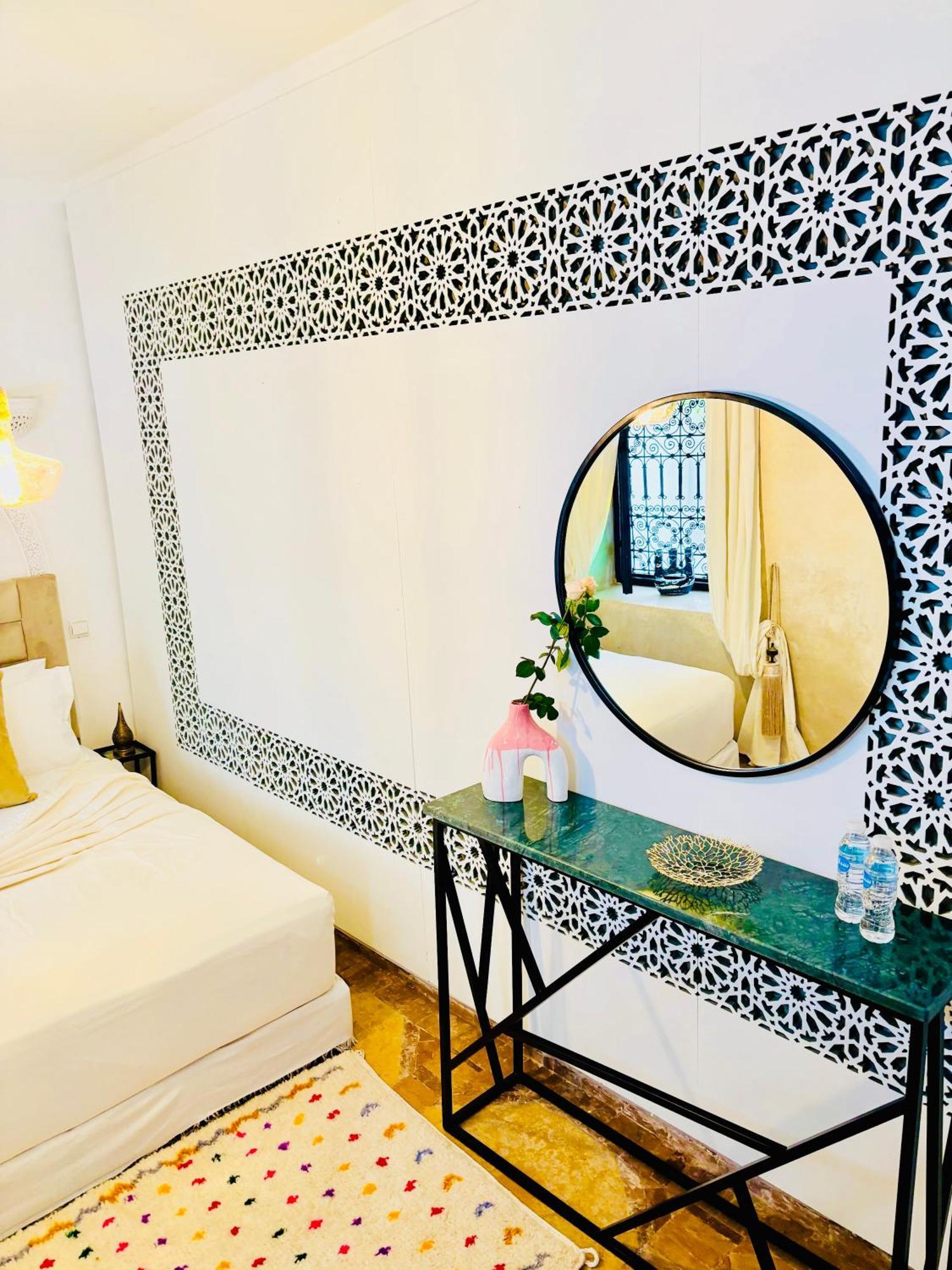 Riad Darna 4 Chambres Avec Piscine Et Petit Dejeuner Маракеш Екстериор снимка